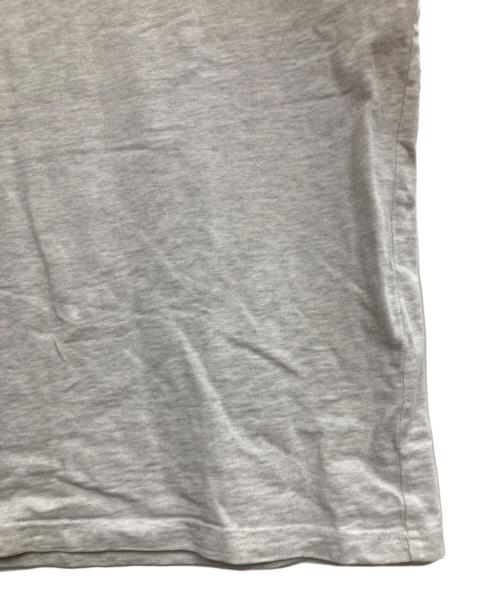 SUPREME（シュプリーム）Supreme (シュプリーム) Tシャツ グレー サイズ:Mの古着・服飾アイテム