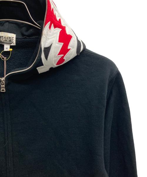 BAPE BY A BATHING APE（ベイプバイアベイシングエイプ）BAPE BY A BATHING APE (ベイプバイアベイシングエイプ) Tiger full zip hoodie/タイガージップパーカー ブラック サイズ:Mの古着・服飾アイテム