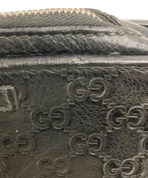 GUCCI（グッチ）GUCCI (グッチ) GGロゴセカンドバッグ ブラックの古着・服飾アイテム