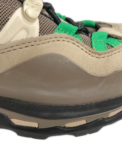 SALOMON（サロモン）SALOMON (サロモン) ローカットスニーカー ベージュ サイズ:27.5の古着・服飾アイテム