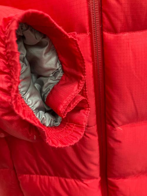 Rab（ラブ）Rab (ラブ) Neutrino Endurance Jacket（ニュートリノ　エンデュランス　ジャケット） レッド サイズ:XSの古着・服飾アイテム