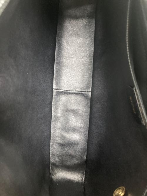 GUCCI（グッチ）GUCCI (グッチ) ショルダーバッグ ブラックの古着・服飾アイテム