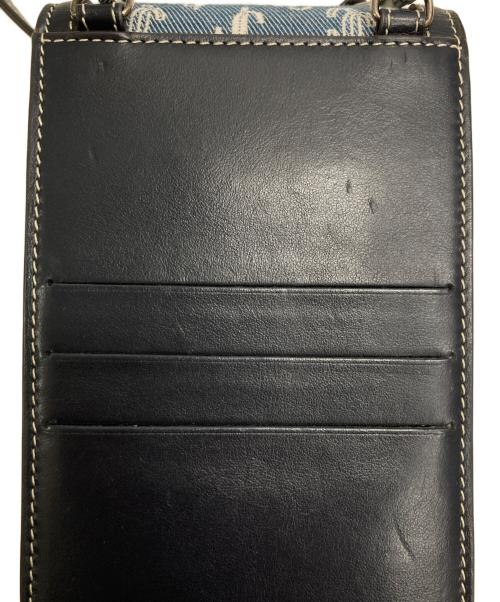 JIMMY CHOO（ジミーチュウ）JIMMY CHOO (ジミーチュウ) PEGASI PHONEHOLDER（ペガシ　フォン　ホルダー） インディゴの古着・服飾アイテム