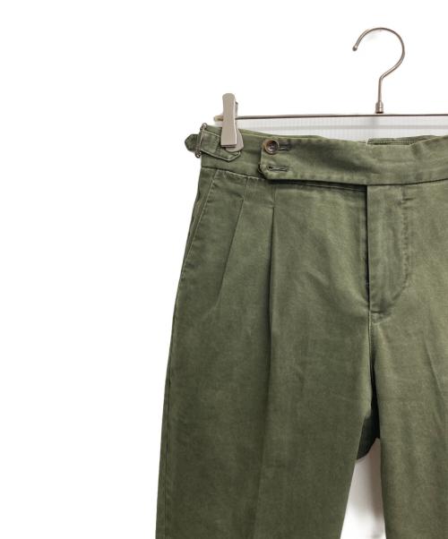 PT TORINO（ピーティートリノ）PT TORINO (ピーティートリノ) BEAMS F (ビームスエフ) GENTLEMAN FIT スラックス カーキ サイズ:42の古着・服飾アイテム