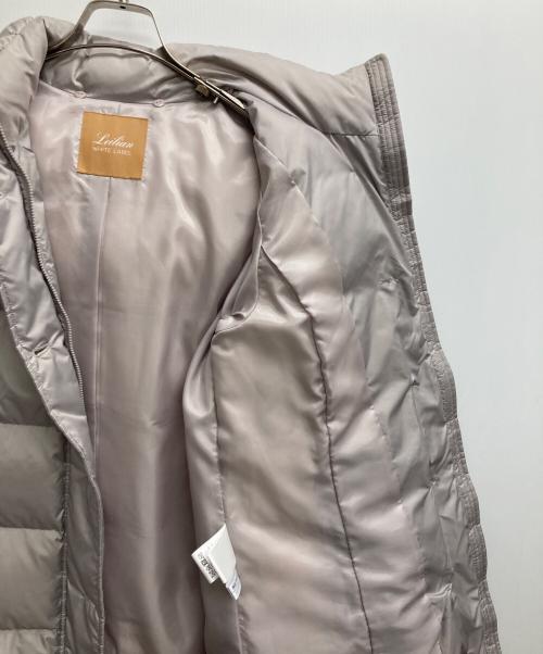 Leilian（レリアン）LEILIAN (レリアン) 23AW フーデッドダウンコート ベージュ サイズ:9の古着・服飾アイテム