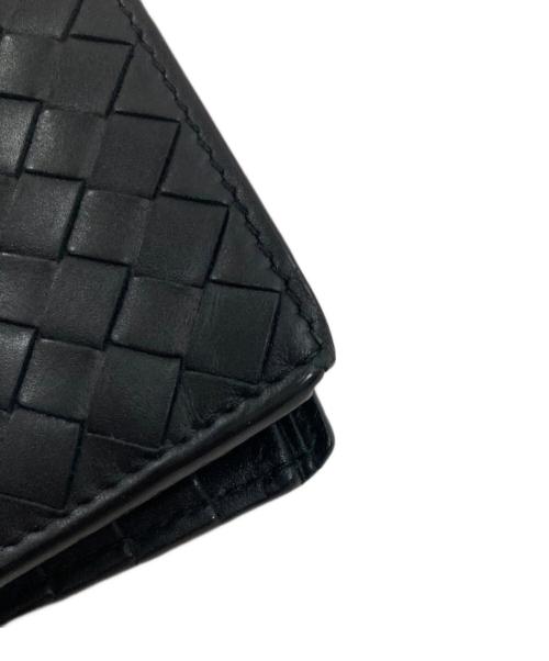 BOTTEGA VENETA（ボッテガベネタ）BOTTEGA VENETA (ボッテガベネタ) イントレチャート 二つ折り財布 ブラックの古着・服飾アイテム