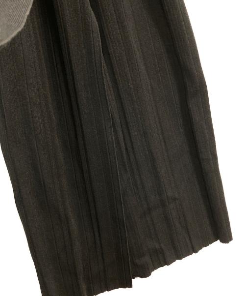 ADORE（アドーア）ADORE (アドーア) ドライリブニットワンピース ブラック サイズ:38の古着・服飾アイテム