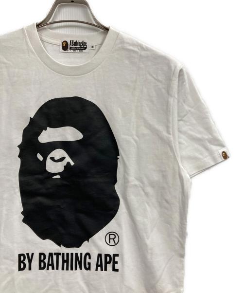 A BATHING APE（アベイシングエイプ）A BATHING APE (アベイシングエイプ) プリントTシャツ ホワイト サイズ:Mの古着・服飾アイテム