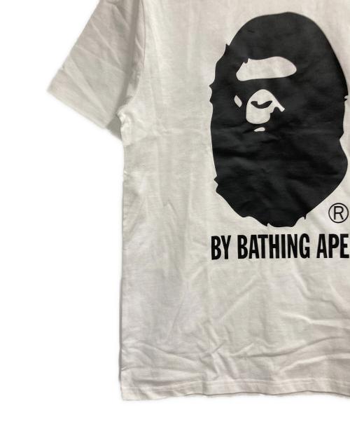 A BATHING APE（アベイシングエイプ）A BATHING APE (アベイシングエイプ) プリントTシャツ ホワイト サイズ:Mの古着・服飾アイテム
