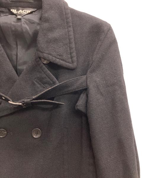 BLACK COMME des GARCONS（ブラックコムデギャルソン）BLACK COMME des GARCONS (ブラックコムデギャルソン) ベルト付きPーコート ブラック サイズ:Mの古着・服飾アイテム