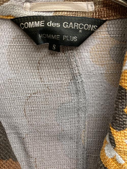 COMME des GARCONS HOMME PLUS（コムデギャルソンオムプリュス）COMME des GARCONS HOMME PLUS (コムデギャルソンオムプリュス) 総柄レーヨンジャケット ベージュ サイズ:Sの古着・服飾アイテム