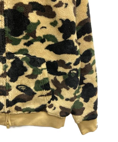 A BATHING APE（ア ベイシング エイプ）A BATHING APE (ア ベイシング エイプ) 1ST CAMO 2ND SHARK BOA HOODIE JACKET（ファースト　カモ　セカンド　シャーク　ボア　フーディ　ジャケット） カーキ サイズ:Mの古着・服飾アイテム