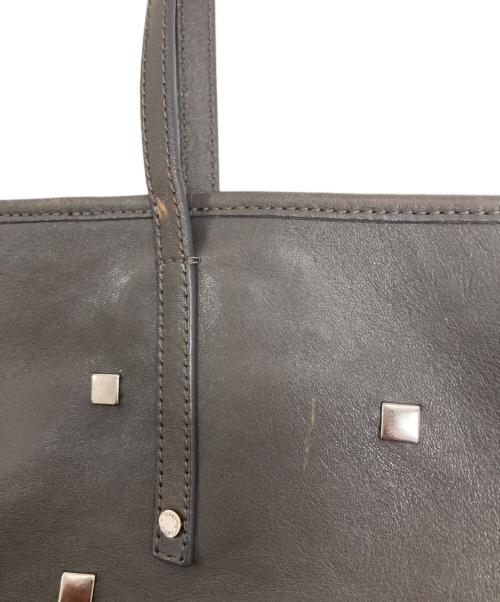 JIMMY CHOO（ジミーチュウ）JIMMY CHOO (ジミーチュウ) レザートートバッグ グレーの古着・服飾アイテム