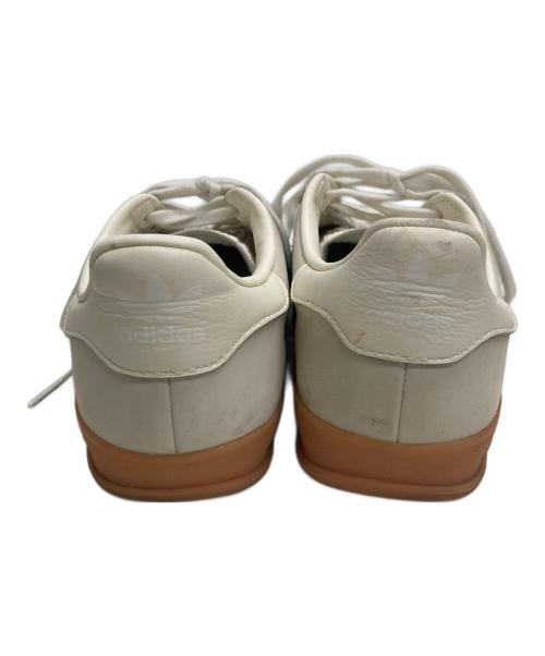 adidas（アディダス）adidas (アディダス) emmi atelier (エミアトリエ) GAZELLE アイボリー サイズ:23.5の古着・服飾アイテム