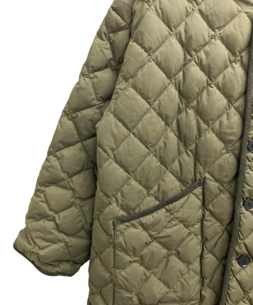 Gymphlex（ジムフレックス）Gymphlex (ジムフレックス) キルトダウンノーカラーコート カーキ サイズ:12の古着・服飾アイテム