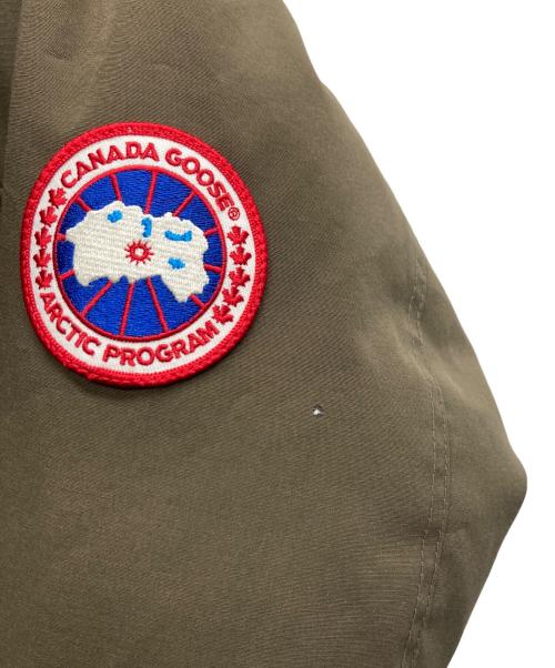 CANADA GOOSE（カナダグース）CANADA GOOSE (カナダグース) カムループスダウンジャケット オリーブ サイズ:Mの古着・服飾アイテム