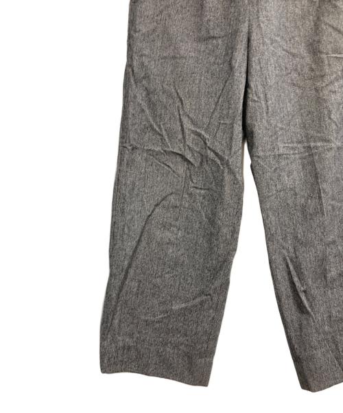 LOEFF（ロエフ）LOEFF (ロエフ) ピンヘッド フランネル テーパードパンツ グレーの古着・服飾アイテム