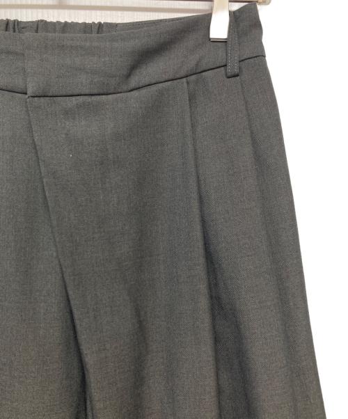 crewre（クルー）crewre (クルー) スラックス グレー サイズ:M]の古着・服飾アイテム
