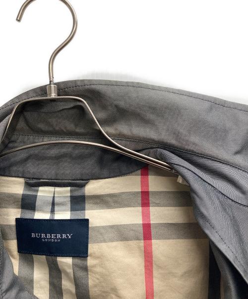 BURBERRY LONDON（バーバリーロンドン）BURBERRY LONDON (バーバリーロンドン) 裏地ノバチェックスイングトップ グレー サイズ:Mの古着・服飾アイテム