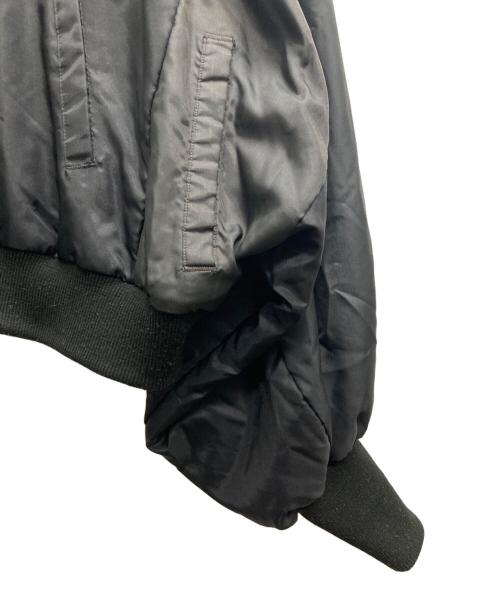 77circa（ナナナナサーカ）77circa (ナナナナサーカ) 再構築ナイロンスタジャン ブラック サイズ:Freeの古着・服飾アイテム