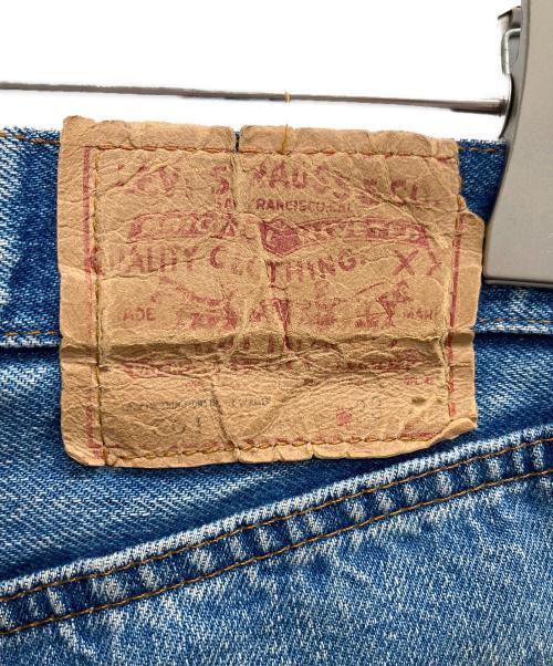 LEVI'S（リーバイス）LEVI'S (リーバイス) デニムパンツ ネイビー サイズ:W33の古着・服飾アイテム