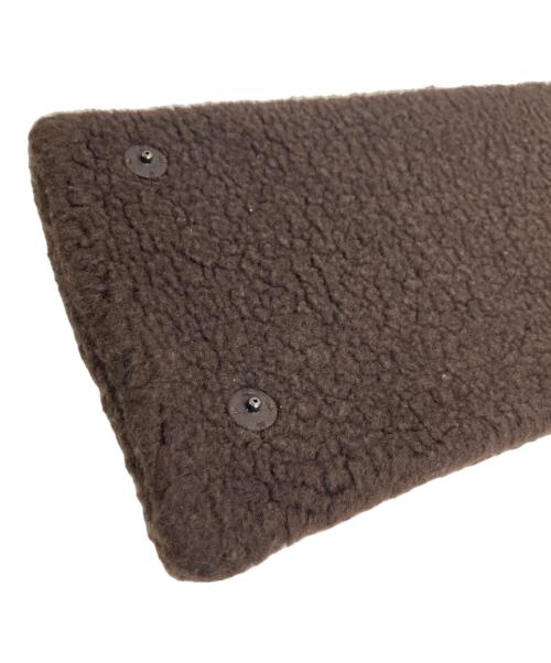 ARTS&SCIENCE（アーツアンドサイエンス）ARTS&SCIENCE (アーツアンドサイエンス) Boa stand collar ブラウンの古着・服飾アイテム