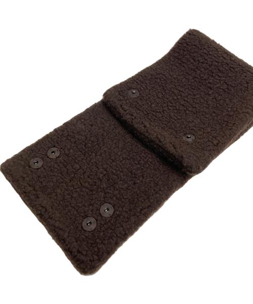 ARTS&SCIENCE（アーツアンドサイエンス）ARTS&SCIENCE (アーツアンドサイエンス) Boa stand collar ブラウンの古着・服飾アイテム