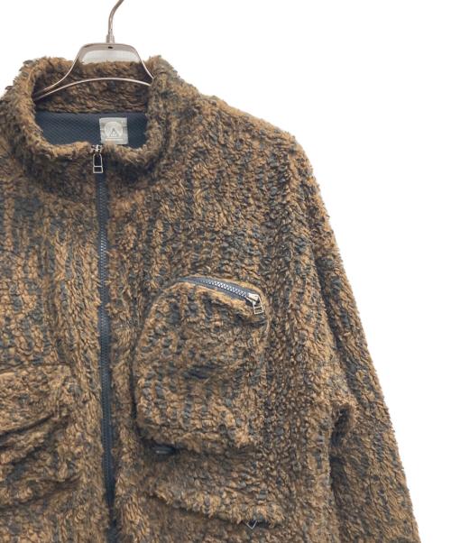 18East（エイティーンイースト）18East (エイティーンイースト) NANGA (ナンガ) フリースハンティングジャケット ベージュ サイズ:Lの古着・服飾アイテム