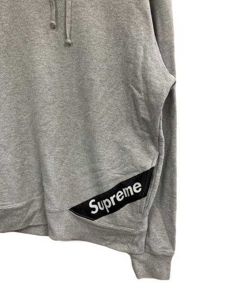 SUPREME（シュプリーム）Supreme (シュプリーム) Corner Label Hooded Sweatshirt(コーナーラベルフーデッドスウェットシャツ) グレー サイズ:Mの古着・服飾アイテム