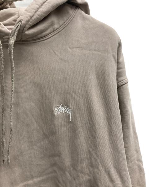 stussy（ステューシー）stussy (ステューシー) STOCK LOGO HOOD ベージュ サイズ:XLの古着・服飾アイテム