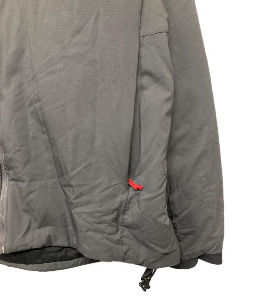 ARC'TERYX（アークテリクス）ARC'TERYX (アークテリクス) Atom AR Hoody グレー サイズ:Lの古着・服飾アイテム