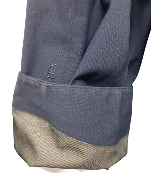 ARC'TERYX（アークテリクス）ARC'TERYX (アークテリクス) KEPPEL TRENCH COAT ネイビー サイズ:Mの古着・服飾アイテム