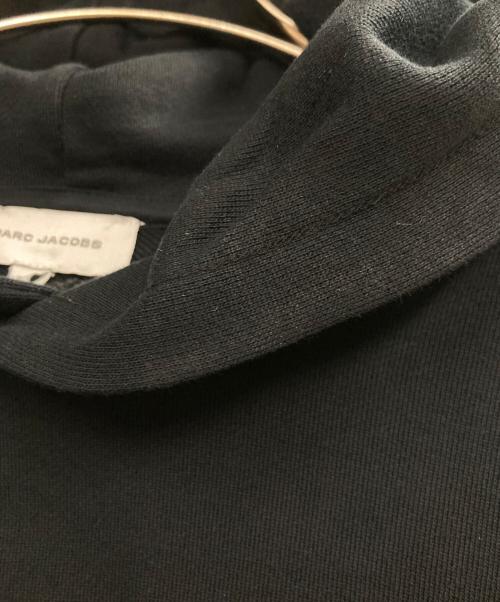MARC JACOBS（マークジェイコブス）MARC JACOBS (マークジェイコブス) ブラック ロゴ パーカー ブラック サイズ:12＋ / 156の古着・服飾アイテム