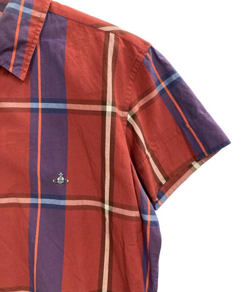 Vivienne Westwood man（ヴィヴィアン ウェストウッド マン）Vivienne Westwood man (ヴィヴィアン ウェストウッド マン) 半袖チェックシャツ レッド サイズ:50の古着・服飾アイテム