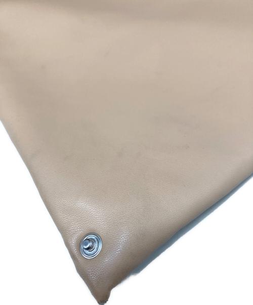MM6 Maison Margiela（エムエムシックスメゾンマルジェラ）MM6 Maison Margiela (エムエムシックスメゾンマルジェラ) フェイクレザージャパニーズバッグ ベージュの古着・服飾アイテム