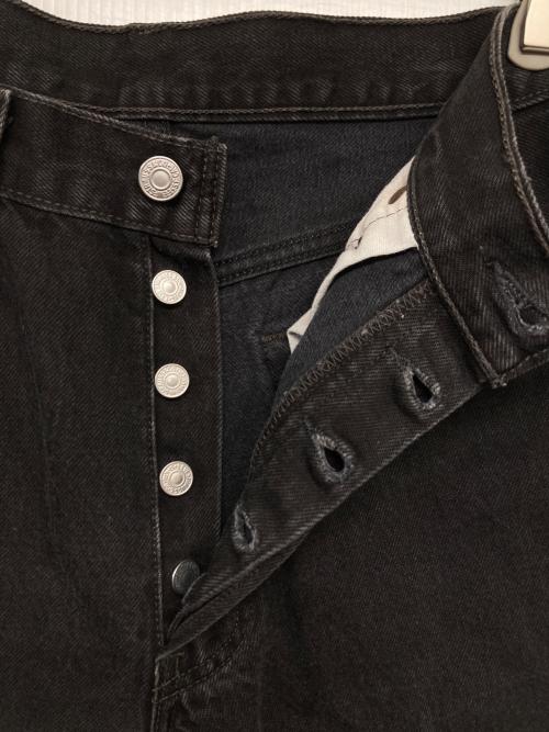 LEVI'S（リーバイス）LEVI'S (リーバイス) 後染めデニムパンツ ブラック サイズ:W30 L34の古着・服飾アイテム