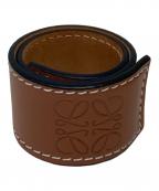 LOEWEロエベ）の古着「SMALL SLAP BRACELET」｜ブラウン