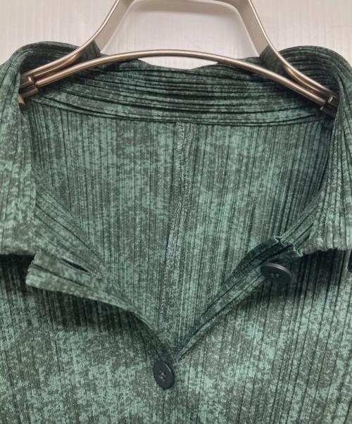 PLEATS PLEASE（プリーツプリーズ）PLEATS PLEASE (プリーツプリーズ) 転写プリント プリーツシャツ グリーン サイズ:3の古着・服飾アイテム