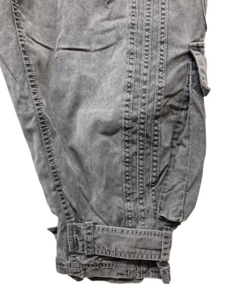 adidas（アディダス）adidas (アディダス) Adilenium シーズン 2 カーゴパンツ グレー サイズ:28の古着・服飾アイテム