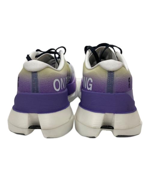 on（オン）on (オン) Cloudboom Max ホワイト×パープル サイズ:27cmの古着・服飾アイテム