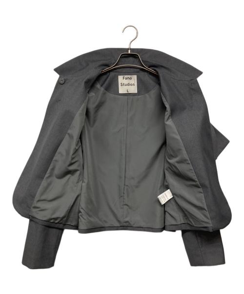 Fano Studios（ファノ ストゥディオズ）Fano Studios (ファノ ストゥディオズ) リボンジャケット グレー サイズ:Lの古着・服飾アイテム