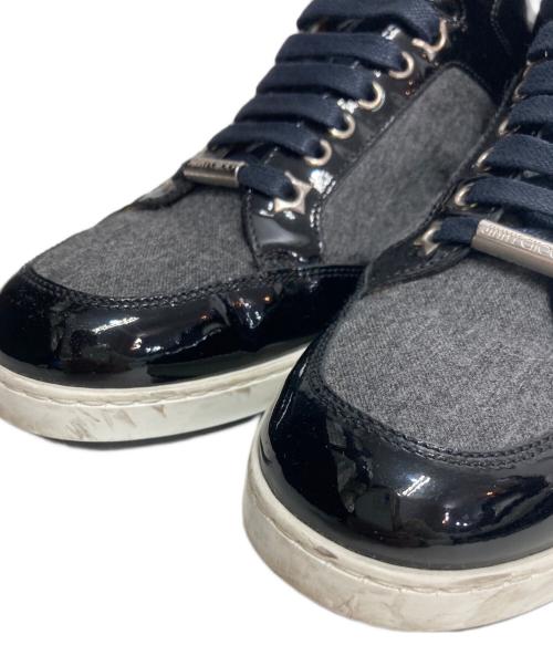 JIMMY CHOO（ジミーチュウ）JIMMY CHOO (ジミーチュウ) ミッドカットスニーカー グレー×ブラック サイズ:37の古着・服飾アイテム