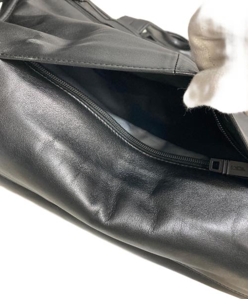 TUMI（トゥミ）TUMI (トゥミ) ALPHA2 2WAYレザーブリーフバッグ ブラックの古着・服飾アイテム