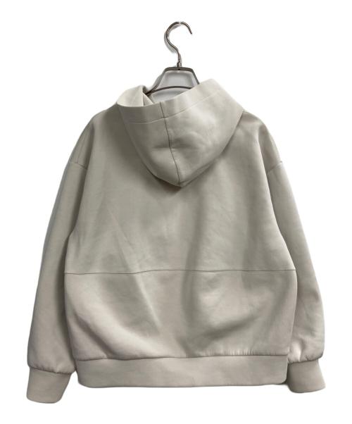 23区（ニジュウサンク）23区 (ニジュウサンク) コットンエアーダンボール コクーン フーディー アイボリー サイズ:38の古着・服飾アイテム