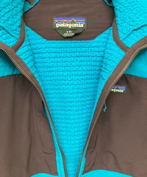 Patagonia（パタゴニア）Patagonia (パタゴニア) R2 TechFace Hoody スカイブルー サイズ:Sの古着・服飾アイテム