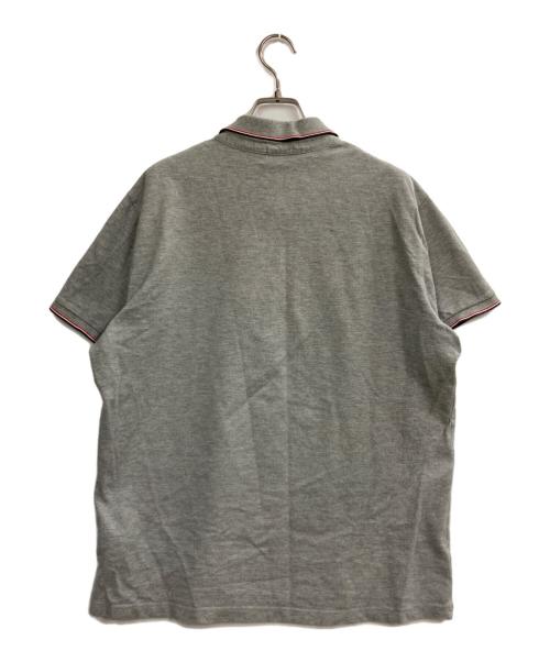 MONCLER（モンクレール）MONCLER (モンクレール) MAGLIA POLO SHIRT グレー サイズ:XLの古着・服飾アイテム