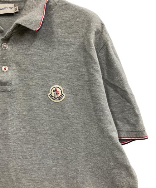 MONCLER（モンクレール）MONCLER (モンクレール) MAGLIA POLO SHIRT グレー サイズ:XLの古着・服飾アイテム