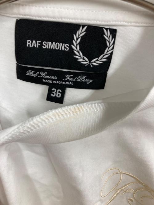 RAF SIMONS（ラフシモンズ）RAF SIMONS (ラフシモンズ) FRED PERRY (フレッドペリー) バイカラーTシャツ アイボリー サイズ:36の古着・服飾アイテム