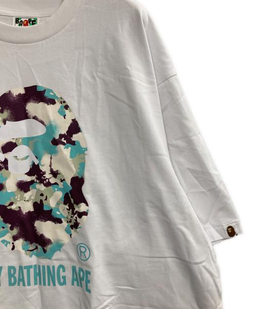 A BATHING APE（アベイシングエイプ）A BATHING APE (アベイシングエイプ) MAP CAMO BY BATHING APE RELAXED FIT TEE ホワイト サイズ:XLの古着・服飾アイテム