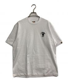 A BATHING APE（アベイシングエイプ）の古着「刺繍ロゴTシャツ」｜ホワイト